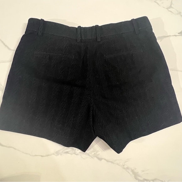 GAP BLACK SHORTS SIZE 6 - Picture 2 of 6